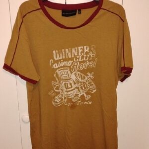 No Boundaries Mustard Short-Sleeve Graphic Tee with Red Trim